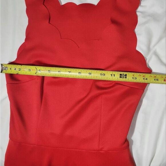 IN San Francisco scallop neck and hem design sz 1 - Picture 6 of 10